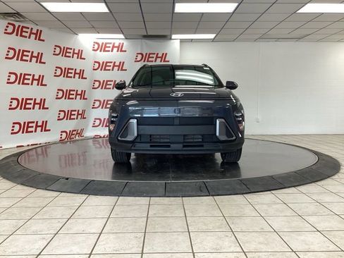 Used 2024 Hyundai Kona SEL w/ Convenience Package AWD/4WD image 2
