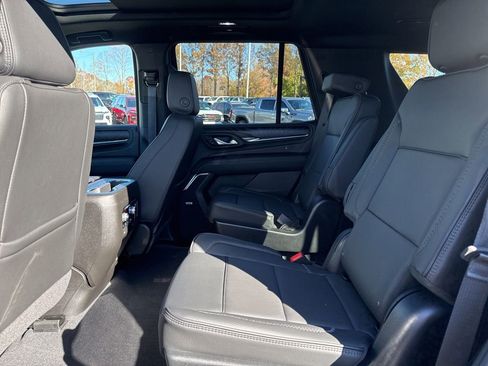 Used 2024 GMC Yukon Denali AWD/4WD image 13