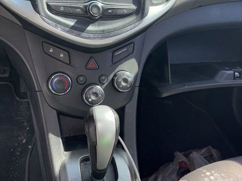 Used 2017 Chevrolet Sonic LS image 6