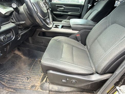 Used 2019 RAM 1500 Big Horn AWD/4WD image 16