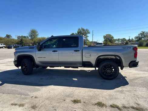 New 2026 Chevrolet Silverado 2500 Custom w/ Custom Value Package image 4