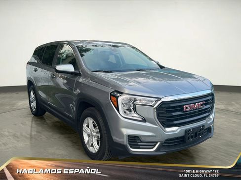 Certified 2024 GMC Terrain SLE image 3