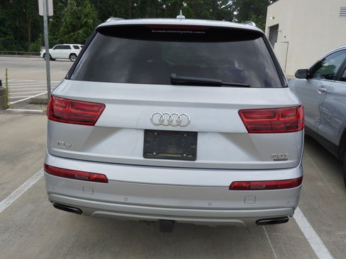 Used 2018 Audi Q7 3.0T Prestige w/ Prestige Package AWD/4WD image 6