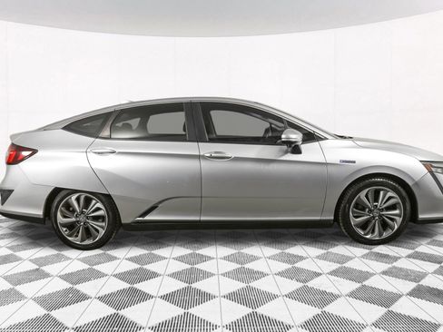 Used 2018 Honda Clarity Touring image 15