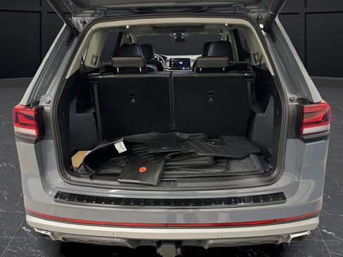 Used 2024 Volkswagen Atlas Peak Edition SEL image 15