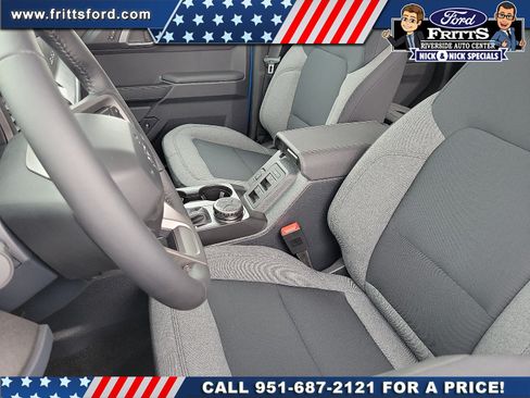 New 2026 Ford Bronco Big Bend w/ Black Appearance Package AWD/4WD image 5