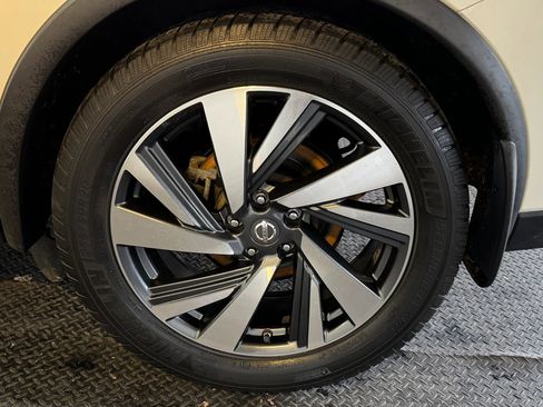 Used 2017 Nissan Murano Platinum w/ Platinum Technology Package image 8