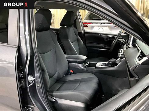 Certified 2023 Toyota RAV4 LE image 9