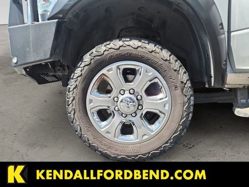 Used 2016 RAM 3500 Laramie w/ Convenience Group AWD/4WD image 10