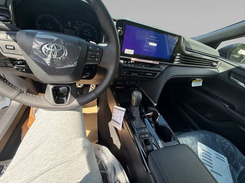 New 2026 Toyota Camry XSE FWD image 21