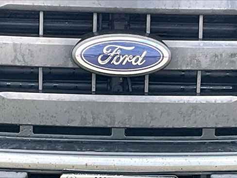 Used 2016 Ford F150 XL w/ Equipment Group 101A Mid AWD/4WD image 8