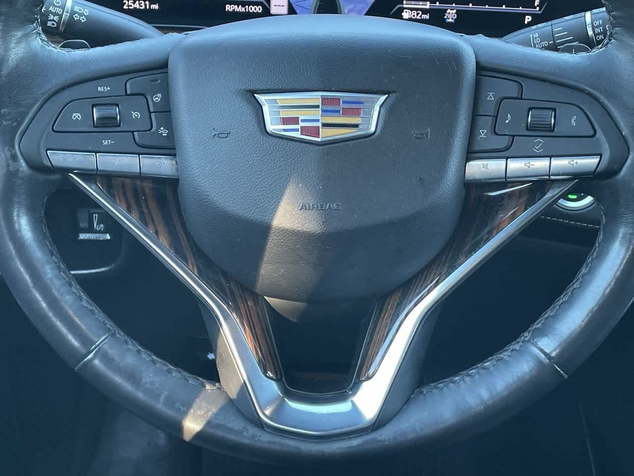 Certified 2024 Cadillac Escalade Premium Luxury w/ LPO, Floor Liner Package AWD/4WD image 10