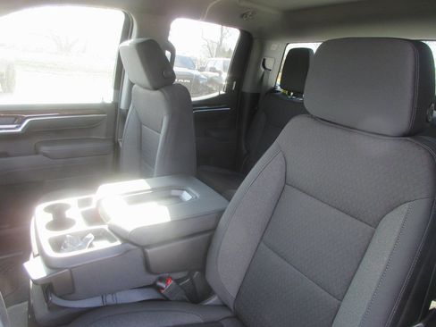 New 2026 GMC Sierra 1500 SLE w/ Max Trailering Package image 13