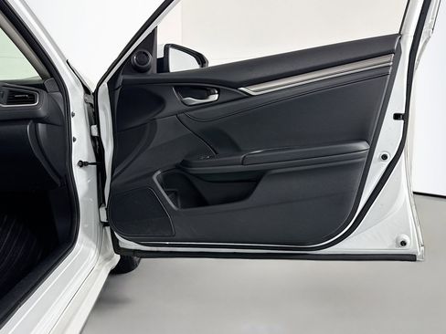 Used 2019 Honda Civic EX-L image 23