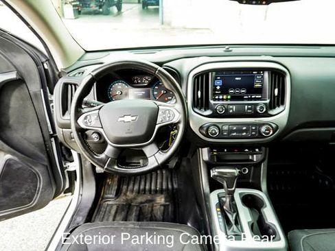 Used 2022 Chevrolet Colorado LT w/ Fleet Safety Package image 9