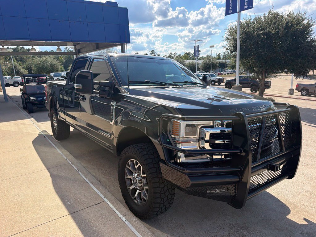 Used 2022 Ford F250 Lariat w/ Lariat Ultimate Package AWD/4WD image 4
