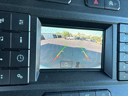 Used 2018 Ford F150 XLT RWD image 17