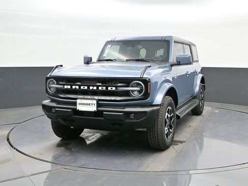 New 2025 Ford Bronco Outer Banks image 28