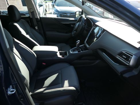 Certified 2025 Subaru Outback Onyx Edition image 24