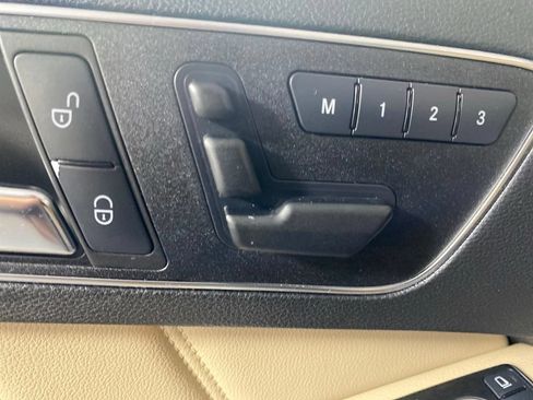 Used 2013 Mercedes-Benz E 350 Sedan image 25