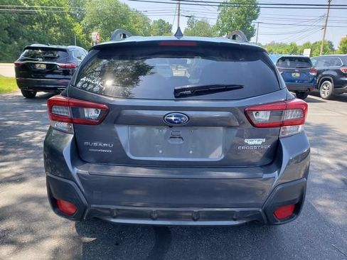 Used 2020 Subaru Crosstrek 2.0i Premium w/ Moonroof Package 1 AWD/4WD image 4