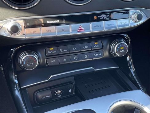 Certified 2023 Kia Stinger GT2 image 39