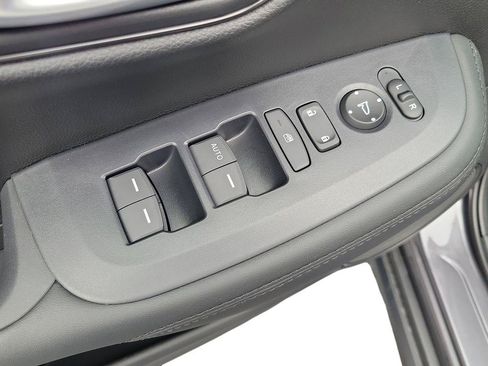 New 2027 Honda HR-V LX image 10