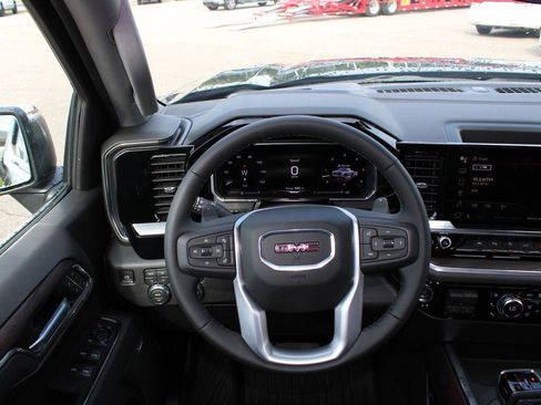 New 2026 GMC Sierra 1500 SLT w/ SLT Premium Plus Package AWD/4WD image 10