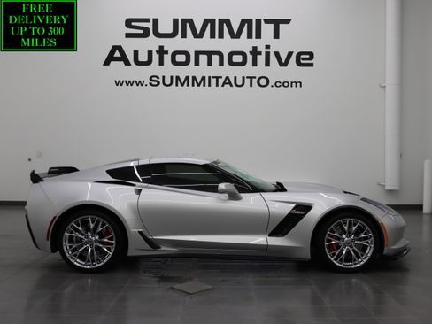Used 2019 Chevrolet Corvette Z06 image 1