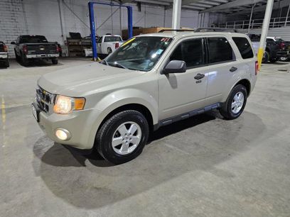 Used 2011 Ford Escape XLT
