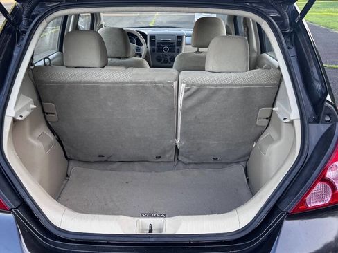 Used 2011 Nissan Versa 1.8 S w/ Plus Pkg image 17