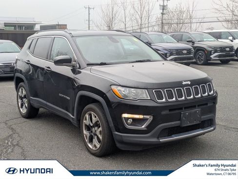 Used 2019 Jeep Compass Limited w/ Safety & Security Group AWD/4WD image 1