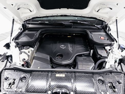 Certified 2026 Mercedes-Benz GLS 450 4MATIC image 39