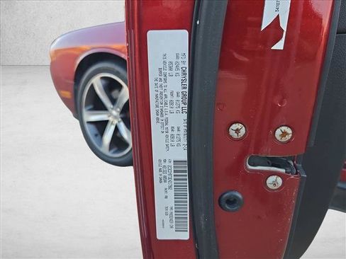 Used 2014 Dodge Challenger R/T RWD image 23