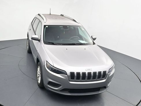 Used 2020 Jeep Cherokee Latitude FWD image 10