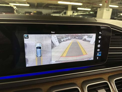 Used 2022 Mercedes-Benz GLE 350 4MATIC w/ Premium Package image 25