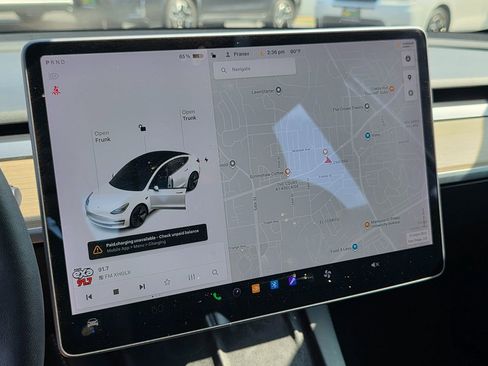 Used 2021 Tesla Model 3 Standard Range image 38