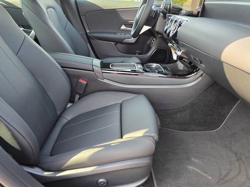 New 2025 Mercedes-Benz CLA 250 4MATIC image 43