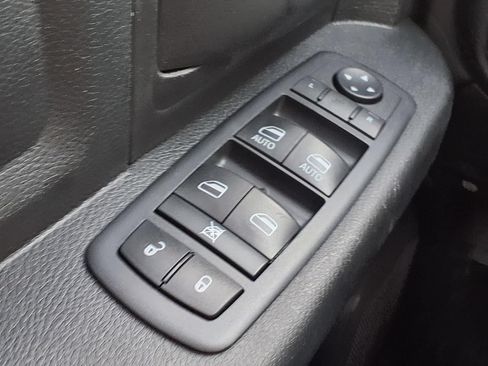 Used 2020 RAM 2500 Tradesman RWD image 15