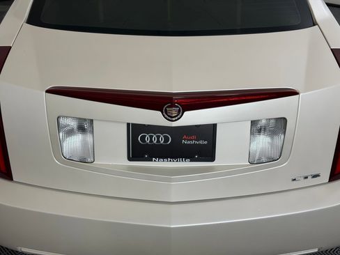 Used 2003 Cadillac CTS 3.2 w/ Preferred Equipment Group RWD image 30