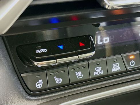 Used 2024 MAZDA CX-90 Plug-In Hybrid w/ Premium Plus AWD/4WD image 22