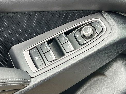 Used 2024 Subaru Ascent Limited w/ Technology Package image 18