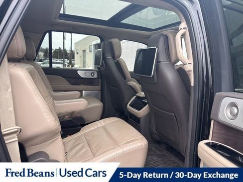 Used 2023 Lincoln Navigator L Reserve image 16