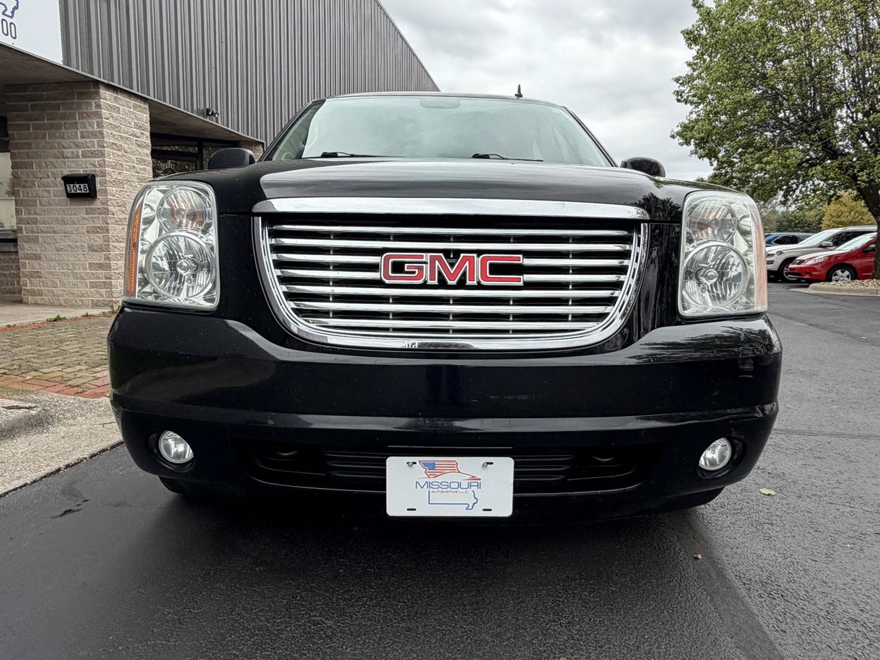 Used 2013 GMC Yukon SLT AWD/4WD image 12
