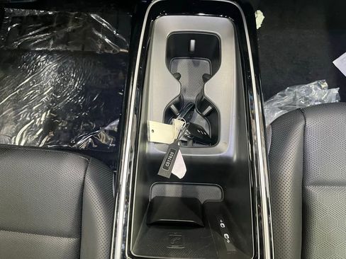 New 2025 Volkswagen ID.4 Pro S image 14