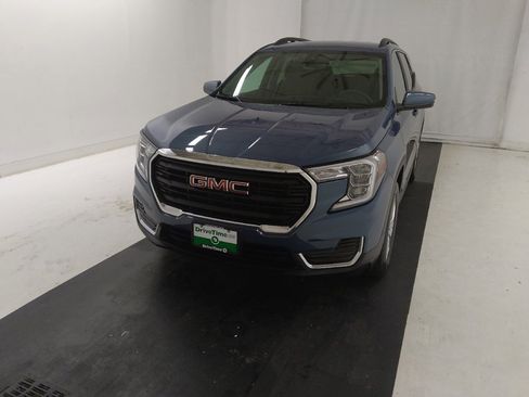 Used 2024 GMC Terrain SLE w/ Driver Convenience Package AWD/4WD image 15