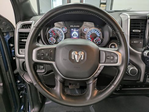 Used 2024 RAM 2500 Big Horn w/ Sport Appearance Package image 19