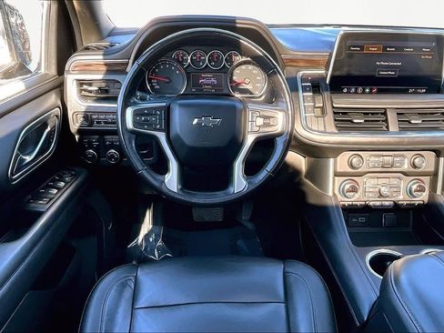 Used 2021 Chevrolet Tahoe Z71 w/ Luxury Package image 5