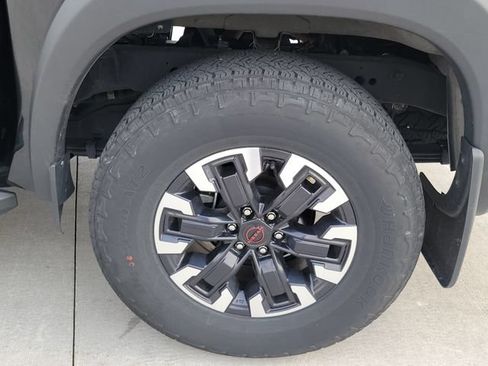 Certified 2023 Nissan Frontier PRO-4X w/ Pro Convenience Package AWD/4WD image 13