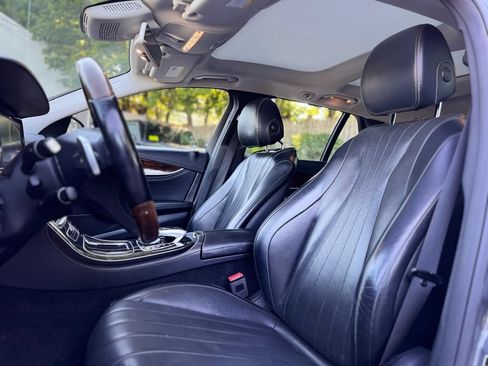 Used 2018 Mercedes-Benz E 400 4MATIC Wagon image 19